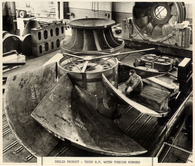 Whirlpool Canada in the 1950s, water turbine<br />
