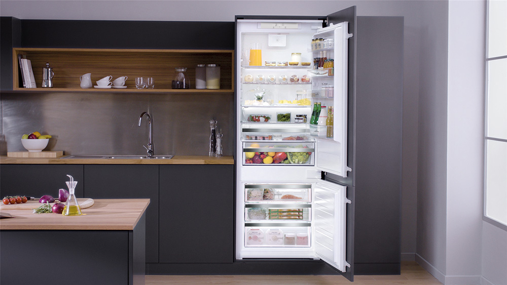 Hotpoint 70cm built-in fridge freezer at Eurocucina 2018