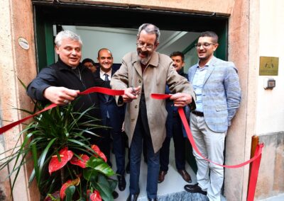 Whirlpool EMEA donates washers and dryers to the newly opened Pope Francis Laundry and Shower Service in Genoa 3