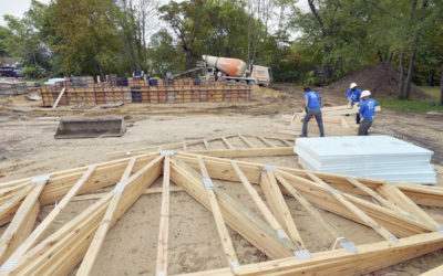 Harbor Habitat, Whirlpool Corp Volunteers Work on Several Builds