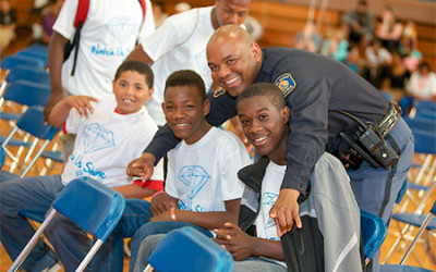 Grand Rapids Police Officer Mike Harris, wins the Maytag Dependable Leader Award