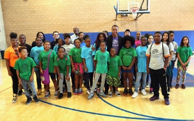 Academy Award-Winning Actor, Cuba Gooding Jr., Visits With Youth At Local Boys & Girls Club Of America To Celebrate The Maytag Dependable Leader Awards